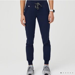 *SOLD* Figs Zamora joggers in navy size medium